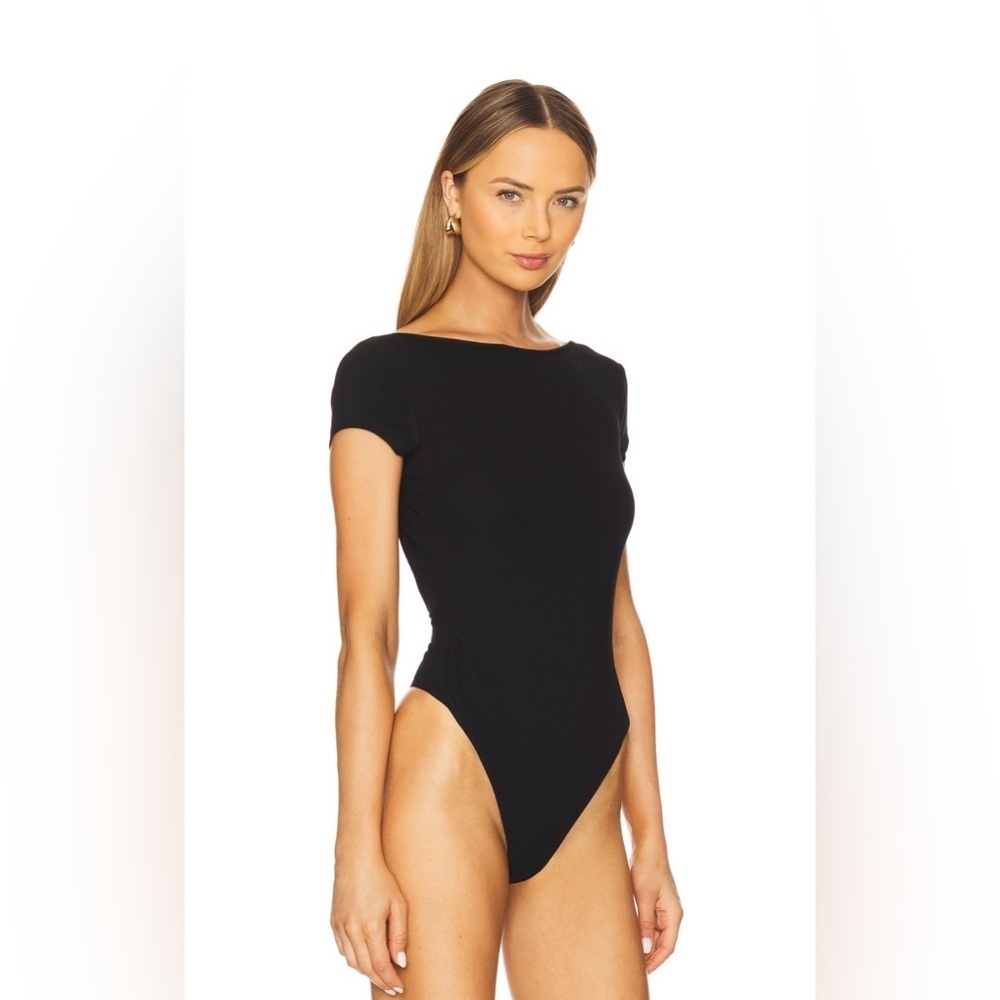 Revolve low back bodysuit. Size S. Worn only ONCE! Excellent condition! - Picture 3 of 7